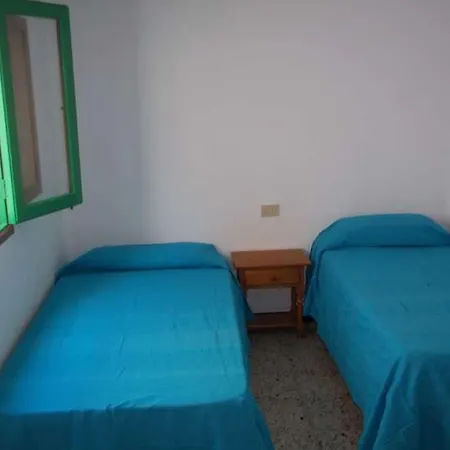 Sleeps 4 Wifi * פאמארה